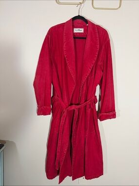 L.L. Bean Large(?) Red Robe w/ Waist Tie